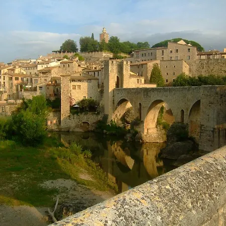 아파트 Besalut 베살루